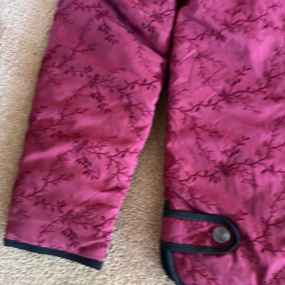 Eddie Bauer detailed embroidery maroon down jacket-beautiful for the holidays! - Picture 4 of 6